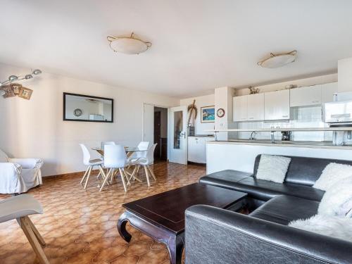 Apartment Les Regates-1 by Interhome
