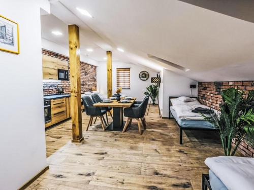 Apartment Historic Centre-2 by Interhome