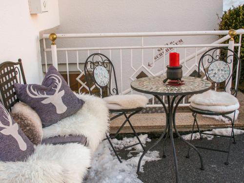 Istumisnurk majutusasutuses Apartment Apart Garni Royal-2 by Interhome