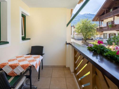 Apartment Rosa-10 by Interhome