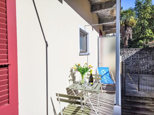 Studio White Locarno Apt-1 by Interhome