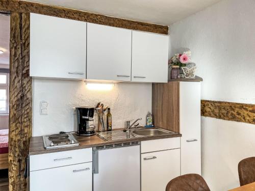 Una cocina o zona de cocina en Apartment Therese by Interhome