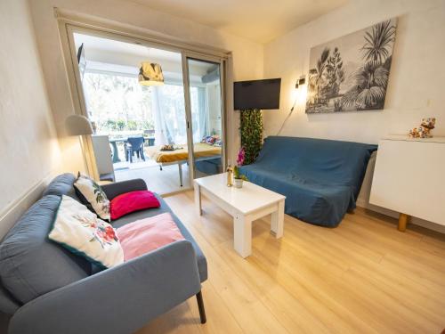 Studio Holiday 34 by Interhome