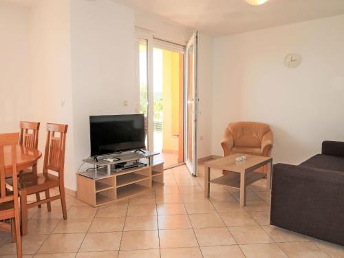 Apartment Orhideja und Magnolia-2 by Interhome
