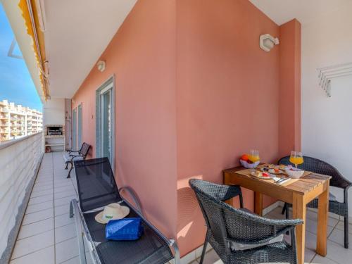 Apartment Bernies Folly by Interhome