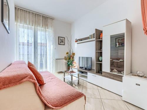 Apartment Jenny-2 by Interhome