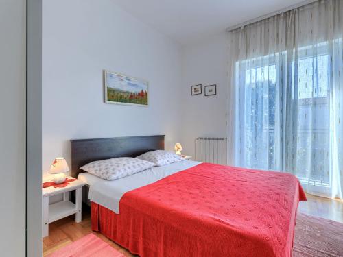 Apartment Jenny-2 by Interhome