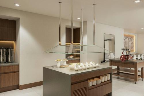 SpringHill Suites by Marriott Old Montreal Image