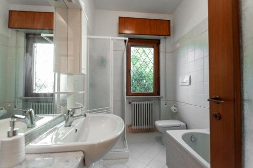 Ένα μπάνιο στο Centa Home