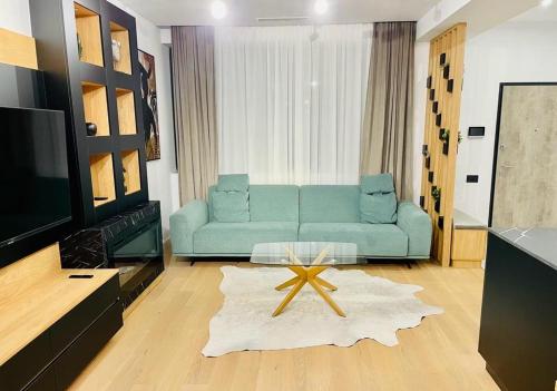 Χώρος καθιστικού στο Eden - Elegant Retreat in Rosetti Luxury