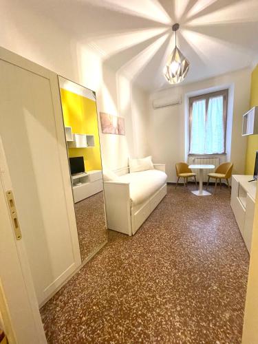 Royal Golden House-Tuscolana