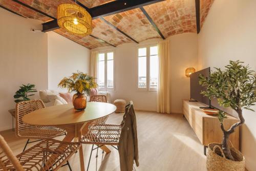 Bravissimo Calderers La Serp, view over Onyar river