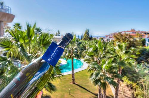 Luxurious 3-bed and 3 bathroom apartment - Reserva del Higueron