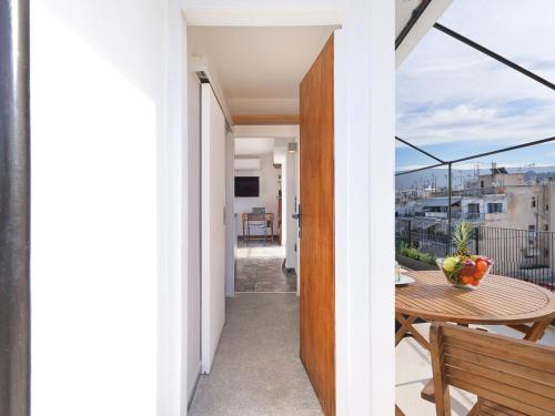 Athens at your feet - Modern Loft with a view