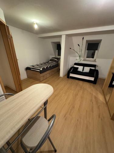 Kuchyň nebo kuchyňský kout v ubytování 2-Raum Ferienwohnung Zentrumsnah Plauen