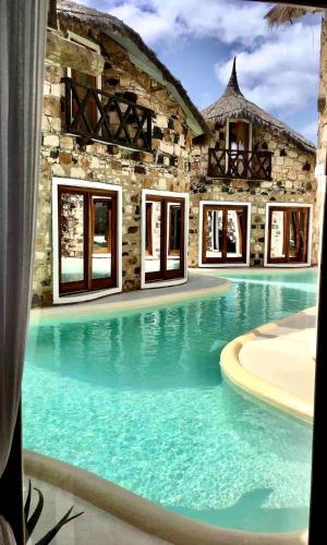 Suite and pool, Praia Estoril, Sal Rei