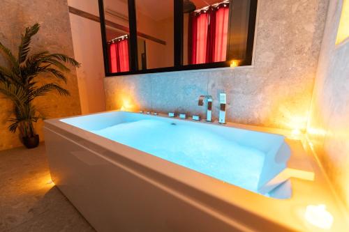 Ảnh trong thư viện ảnh của Nice Centre - Loft - Balnéo 1 ở Nice