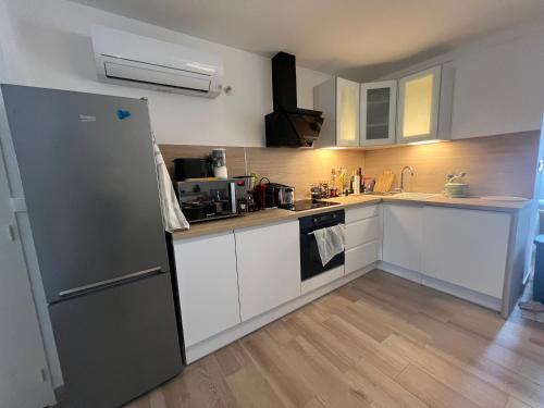 Spacieux T2 proche plage climatisé