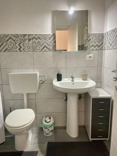 Bilik mandi di Casa Vacanze Matteo