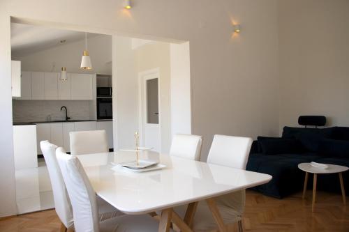 Pepi Apartments 4