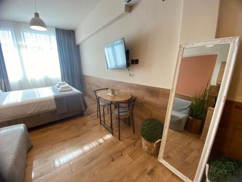 Monastiraki 503 SuperHost Hub