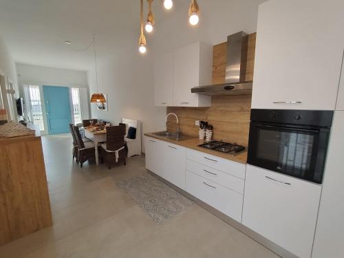 Η κουζίνα ή μικρή κουζίνα στο Casa MANA