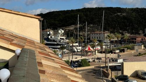 Au pied du port, Appartement Premium 150m2 - Climatisation, BBQ, Parking