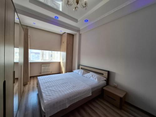 Φωτογραφία από το άλμπουμ του Apartment in street Togolok Moldo 3 A σε Bishkek