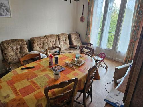 Photo de la galerie de l'établissement maison au calme, à Préveranges