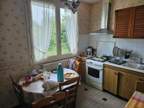 Photo de la galerie de l'établissement maison au calme, à Préveranges