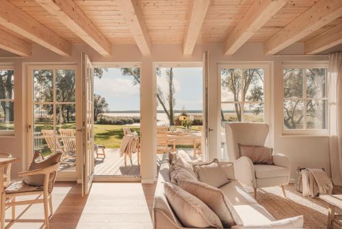 Χώρος καθιστικού στο Watermark Usedom - Traumhaus direkt am Wasser mit eigener Badestelle