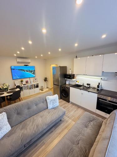 Palace City Apartman,T13, AC, Klima