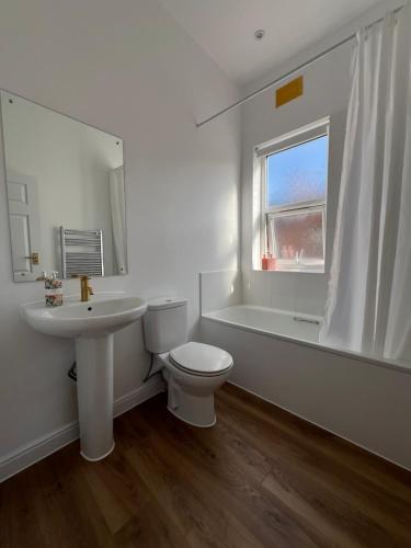 Liverpool Coco House - 3 Bedrooms photo 11