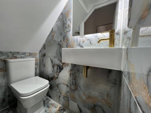 Liverpool Coco House - 3 Bedrooms photo 10