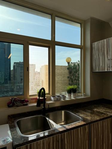 Fotografie z fotogalerie ubytování New modern apartment with balcony v destinaci Džidda