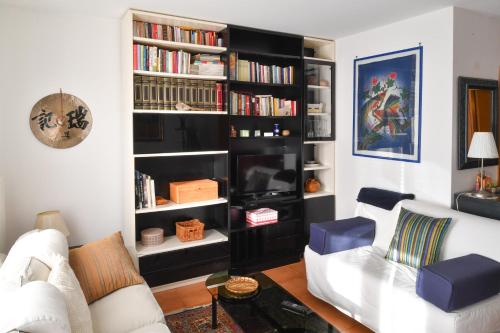 Χώρος καθιστικού στο moserp