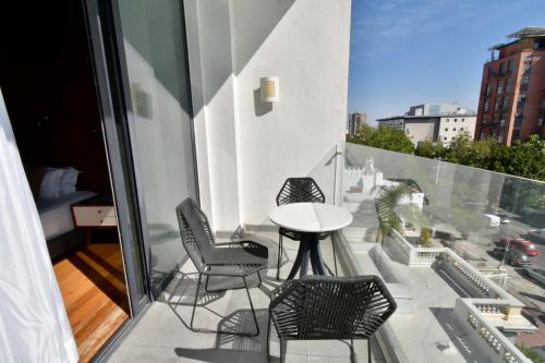 Ein Balkon oder eine Terrasse in der Unterkunft Hotel Love It CAS Consulado