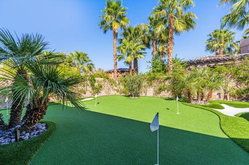 Κήπος έξω από το All Inclusive - Villa Calliandra - Luxury Desert Escape