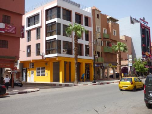 El edificio en el que está el departamento