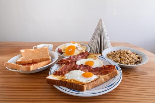 Еда / где поесть недалеко от лоджа