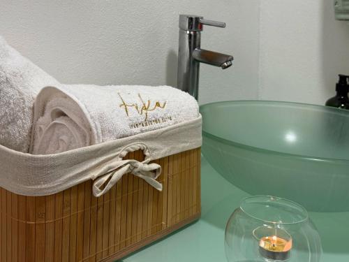 Un baño de FIKA Apartamentos Elite