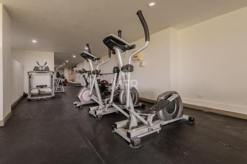 Pusat kecergasan dan/atau kemudahan kecergasan di Luxury beachfront Condo Edificio Morros 3 by Inmobiliaria MFR