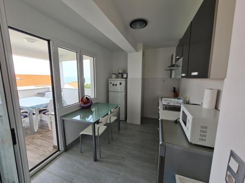 Apartments by the sea Zadar - Diklo, Zadar - 23703