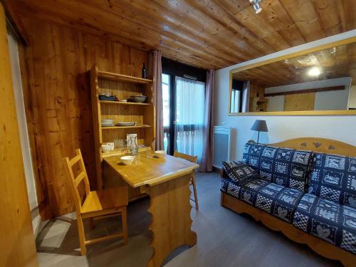 Studette rénovée 2 personnes, centre Les Deux Alpes - FR-1-516-134