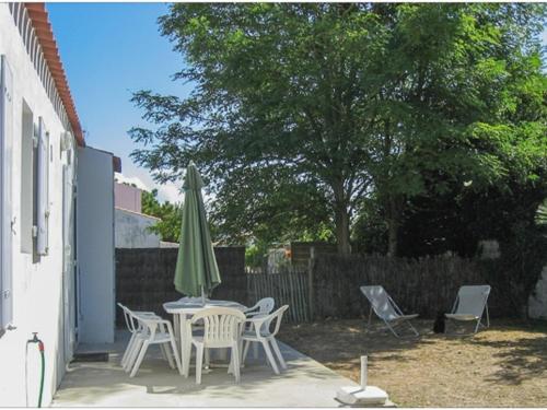 Maison 4/6 personnes à L'Épine avec animaux admis et jardin clos - FR-1-823-8