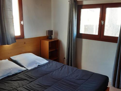 Photo de la galerie de l'établissement Maison spacieuse pour 9 pers, vue mer, à Barbâtre - FR-1-823-29, à Barbâtre