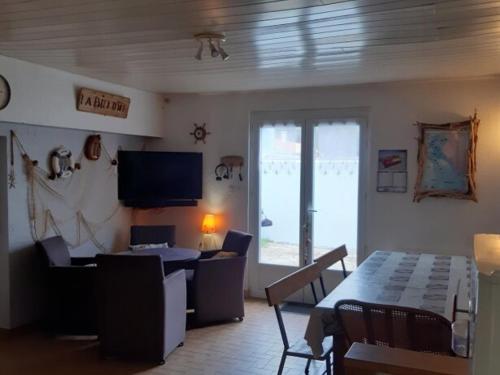 Photo de la galerie de l'établissement Maison Noirmoutier 7 Pers, Proche Plage, Wifi - FR-1-823-54, à LʼÉpine
