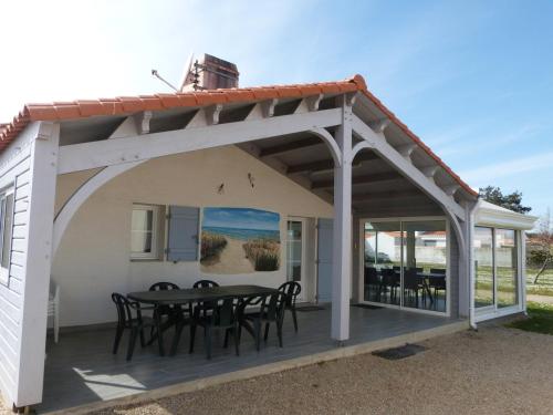 Maison confortable à Noirmoutier, proche plage, accueille jusqu'à 6 personnes, animaux admis - FR-1-823-77