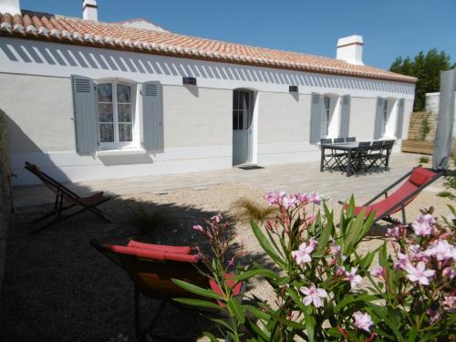 Maison rénovée 2019 proche plage avec jardin privé - FR-1-823-89