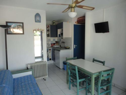 Appt climatisé, 4 pers, piscine et parking - Le Grau-du-Roi